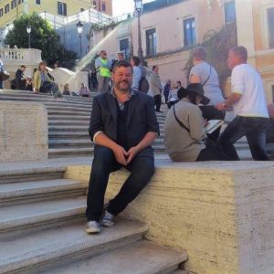 Kevin Grubb of Q Cruise + Travel enjoying Rome on the Spanish Steps